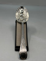 Load image into Gallery viewer, Antique Victorian Silver Plated Berry/Fruit Spoon
