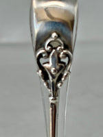 Load image into Gallery viewer, Pair of Antique Sterling Silver Sugar Tongs
