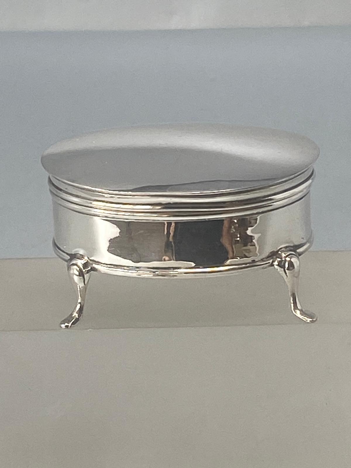 Antique Sterling Silver Trinket/Ring Box Hallmarked : Chester 1924