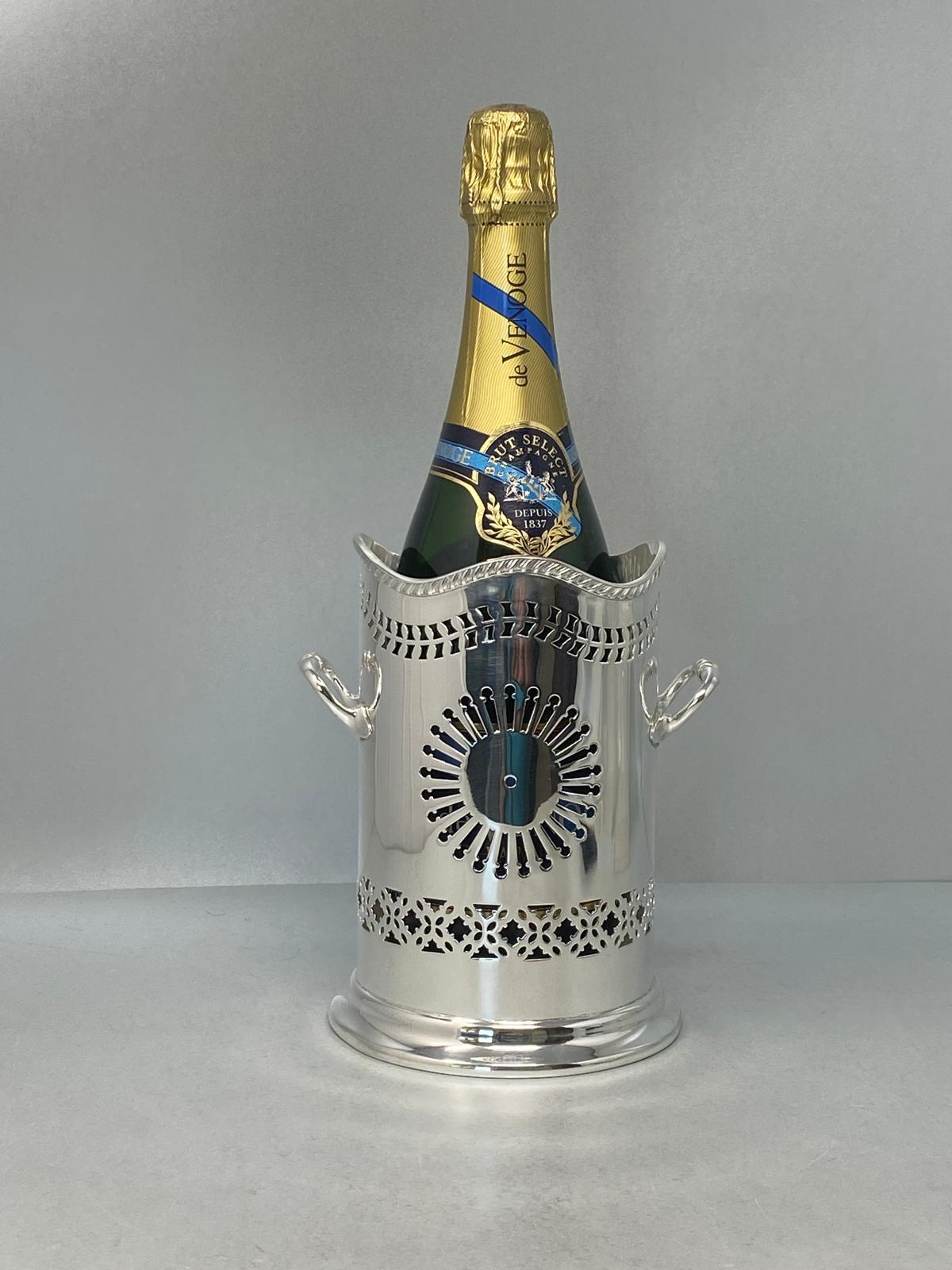 Antique Victorian Silver Plated Bottle Holder/Syphon Stand