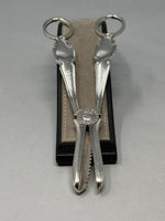 Load image into Gallery viewer, Pair of Sterling Silver Grape Shears
