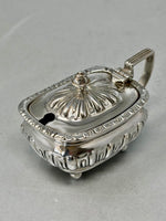 Load image into Gallery viewer, Antique Victorian Sterling Silver Oblong Mustard Pot
