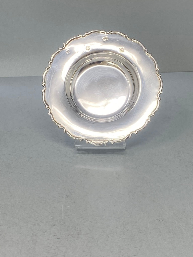 Sterling Silver Round Silver Dish with Shaped Edge