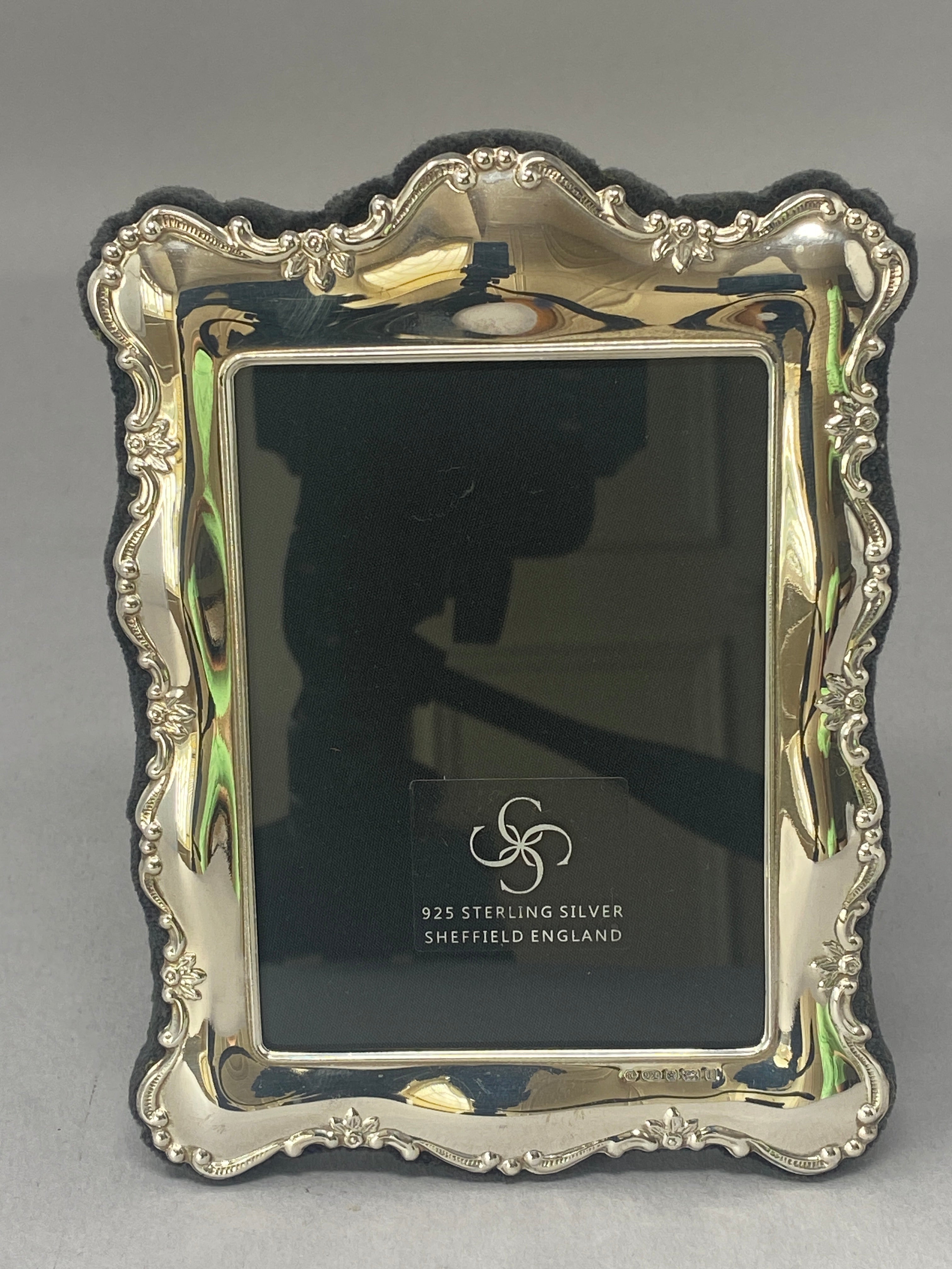 Shaped Silver Photo Frame by Carrs PDR2