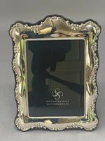 Load image into Gallery viewer, Shaped Silver Photo Frame by Carrs PDR2
