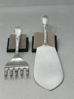 Load image into Gallery viewer, Pair of Silver Plated Fish Servers

