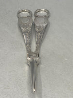 Load image into Gallery viewer, Antique Silver Plated Grape Scissors
