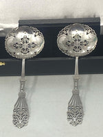 Load image into Gallery viewer, Pair of Antique Sterling Silver Spoons in Case
