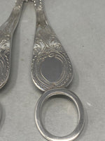 Load image into Gallery viewer, Antique Silver Plated Grape Scissors
