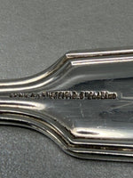 Load image into Gallery viewer, Silver Plated Fiddle Thread &amp; Shell Serving Fork
