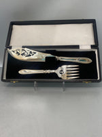 Load image into Gallery viewer, Pair of Antique Victorian Silver Plated Fish Servers in case (new)
