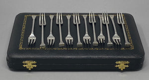 Silver Horse Shoe Pastry/Fruit Forks