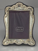 Load image into Gallery viewer, Silver Photo Frame. K17/S
