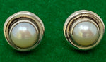 Load image into Gallery viewer, Silver and Freshwater Pearl Stud Earrings
