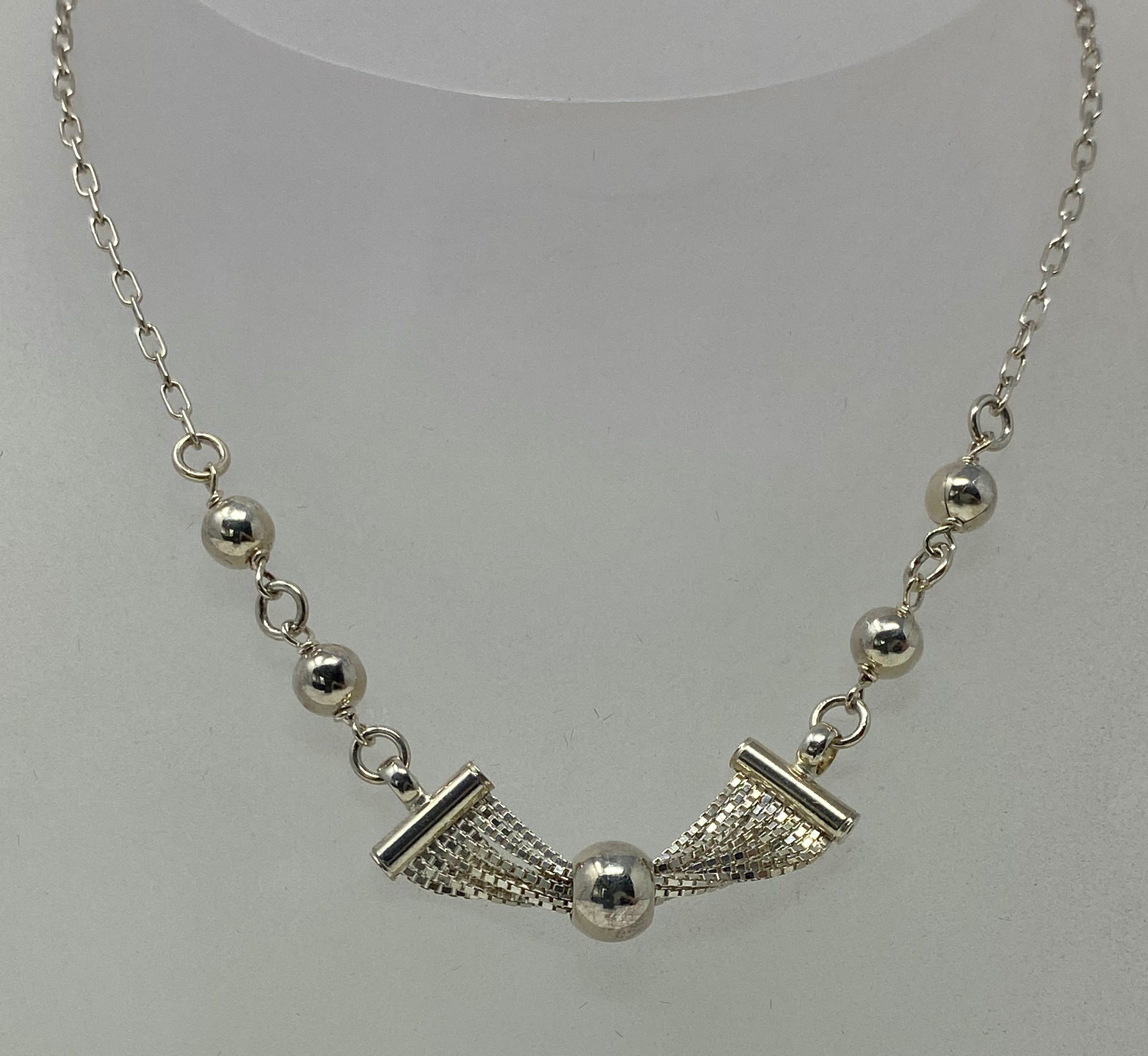 Silver Twist Mesh Necklace