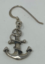Load image into Gallery viewer, Pair of Vintage Silver Anchor Earrings
