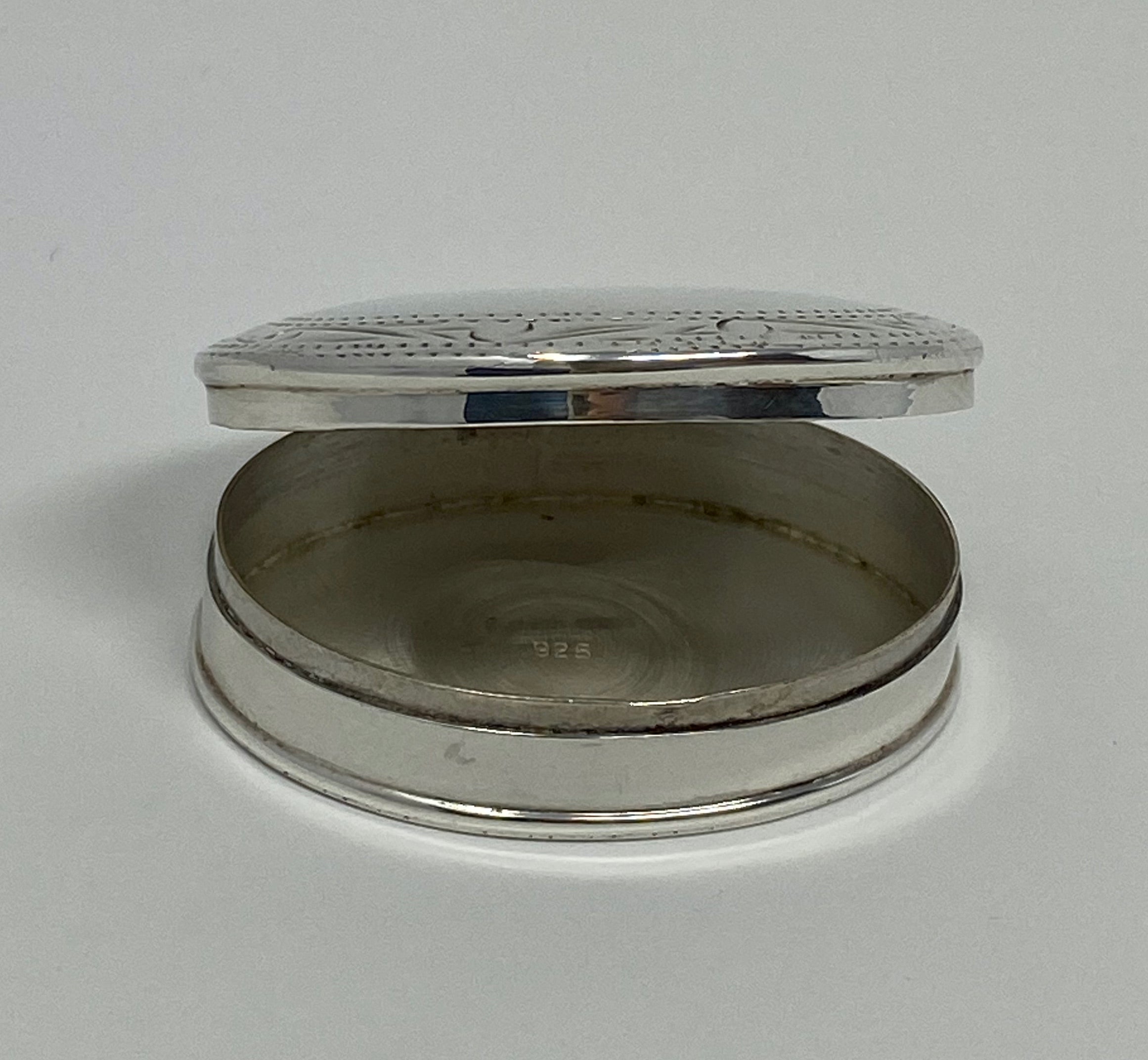 Silver Engraved Lid Pill Box