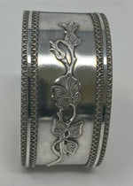 Load image into Gallery viewer, Antique Victorian Silver Cuff Bangle
