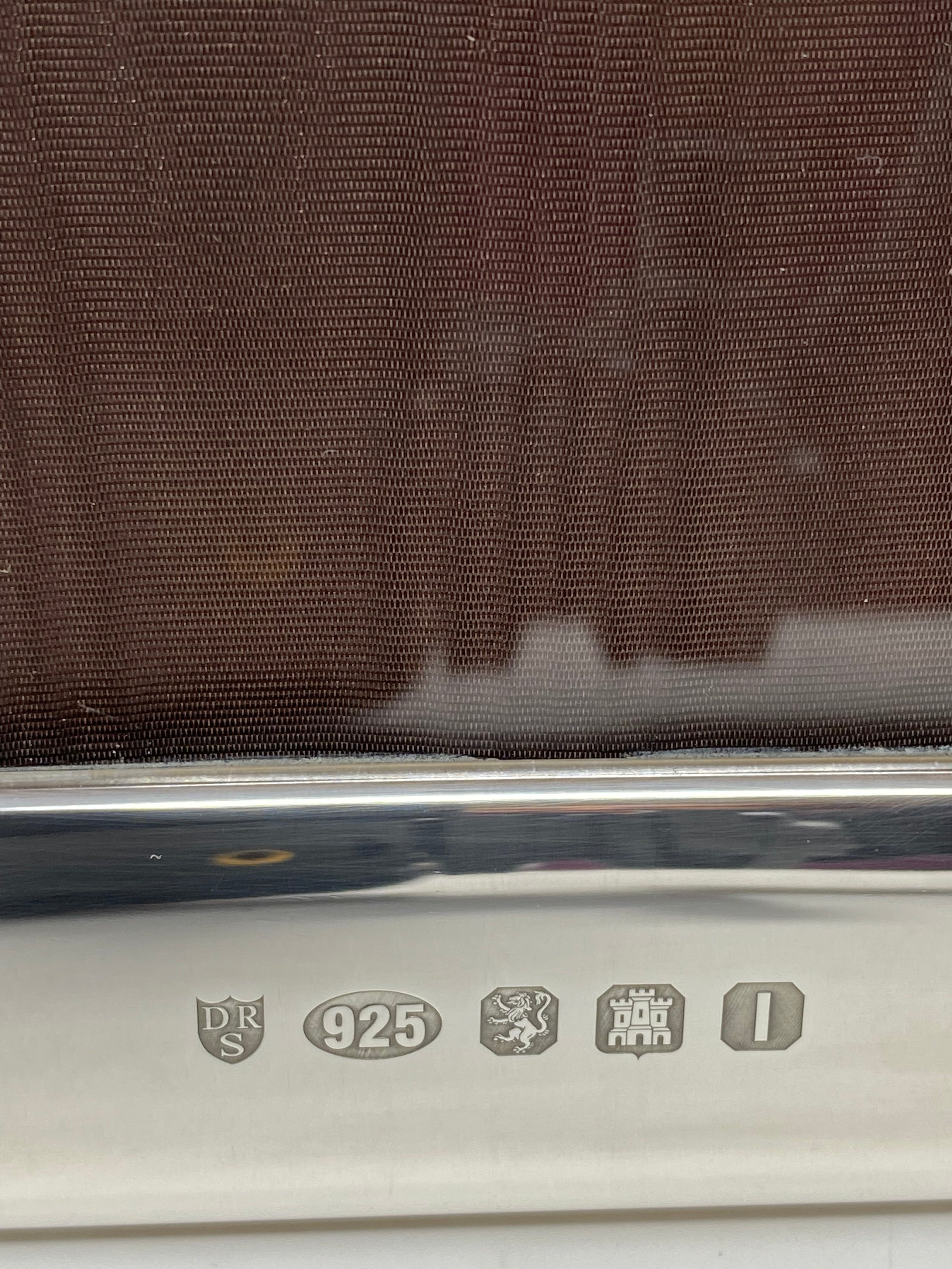 Silver Photo Frame. J60-10-8-l-F/h