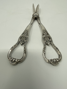 Antique Pierced Silver Plated Grape Scissors