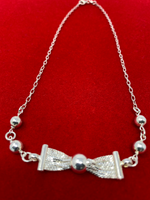 Load image into Gallery viewer, Silver Twist Mesh Necklace
